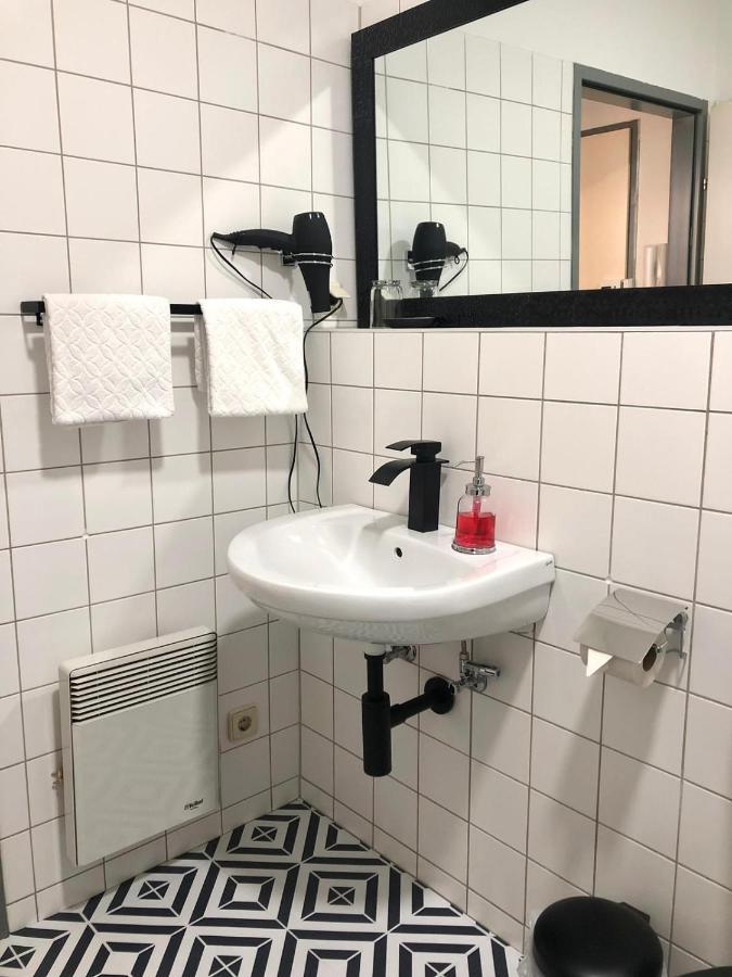 Ferienwohnung Apartman Favorita Wien Exterior foto